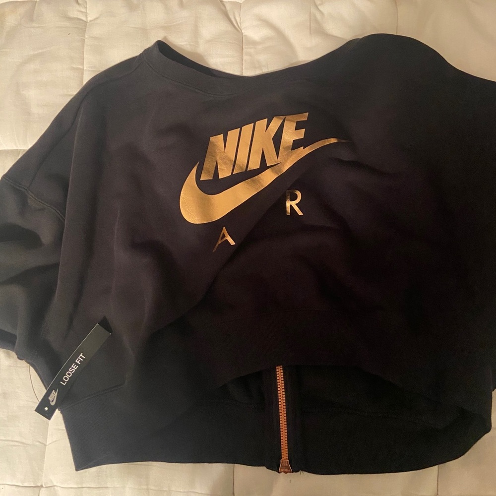 Nike sweatshirt